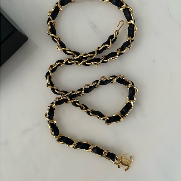 Chanel Mini Matelasse Coco Mark Chain Belt Waist Bag / Vintage 1990s - Picture 12 of 14